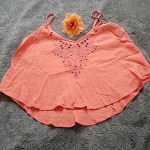 🌼Small orange crop top🌼